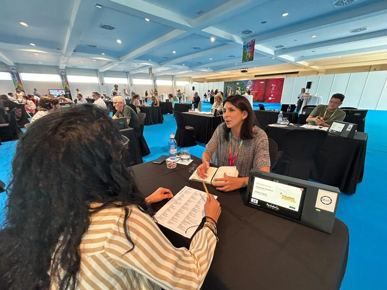 Reuniones con proveedores en el workshop Tierra Adentro