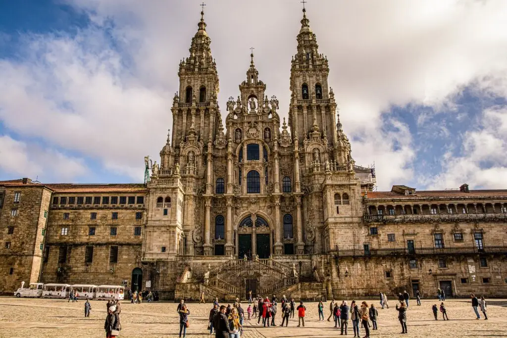 Rías Baixas, Santiago de Compostela, Ciudad Peregrina